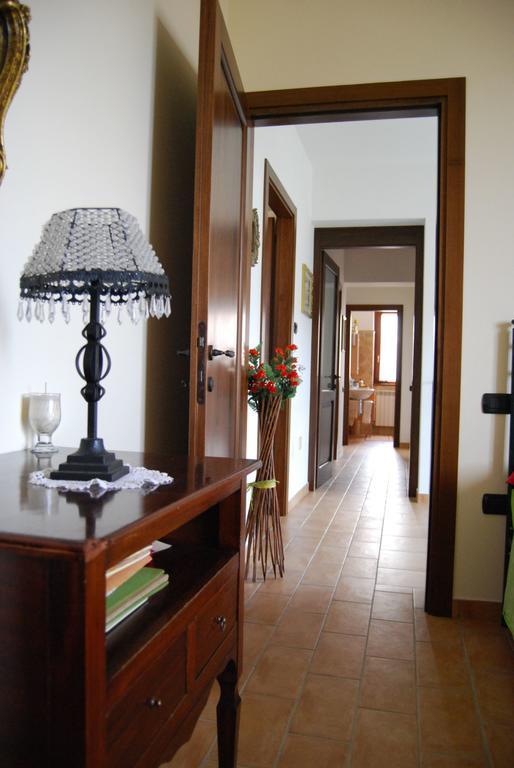 Casale Il Cerqueto Bed and Breakfast San Severino Marche Værelse billede